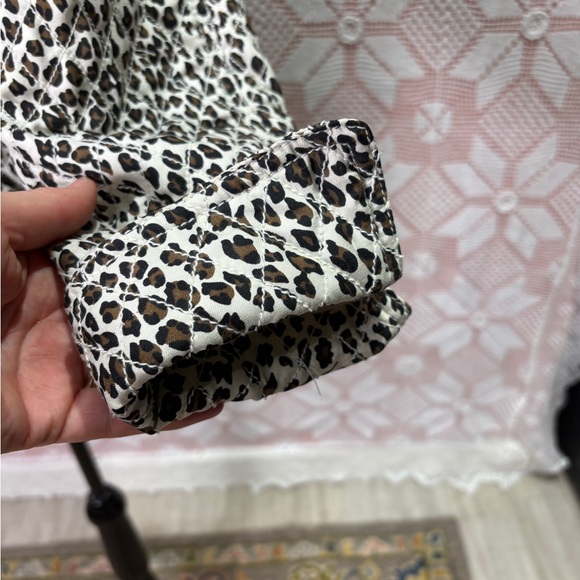 Coldwater Creek Silk Leopard Quilted Jacket Size L - Picture 8 of 12